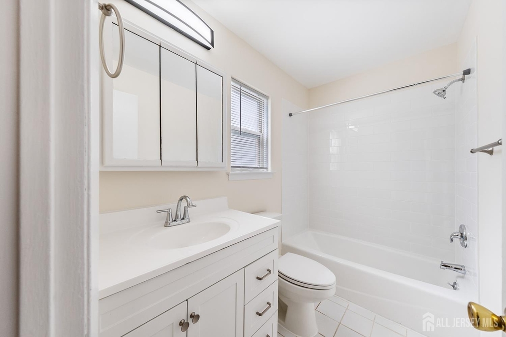 1807 Muriel Court - Photo 6