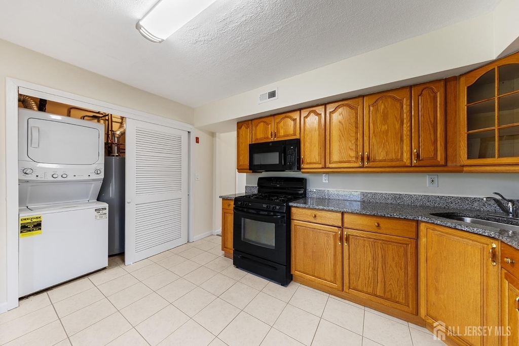 1807 Muriel Court - Photo 3