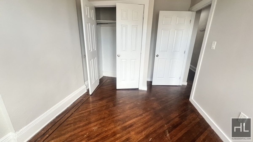 1129 Rogers Avenue - Photo 8