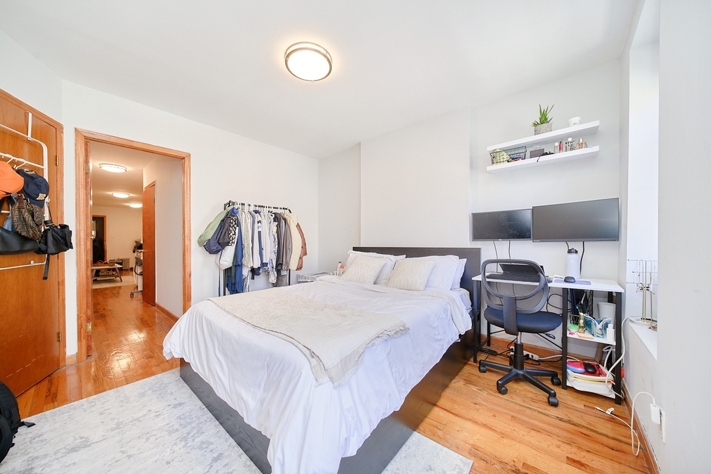456 9th Avenue - Photo 4