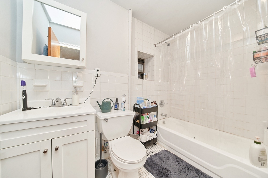 456 9th Avenue - Photo 9