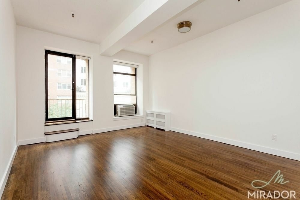 127 4th Avenue - Photo 0