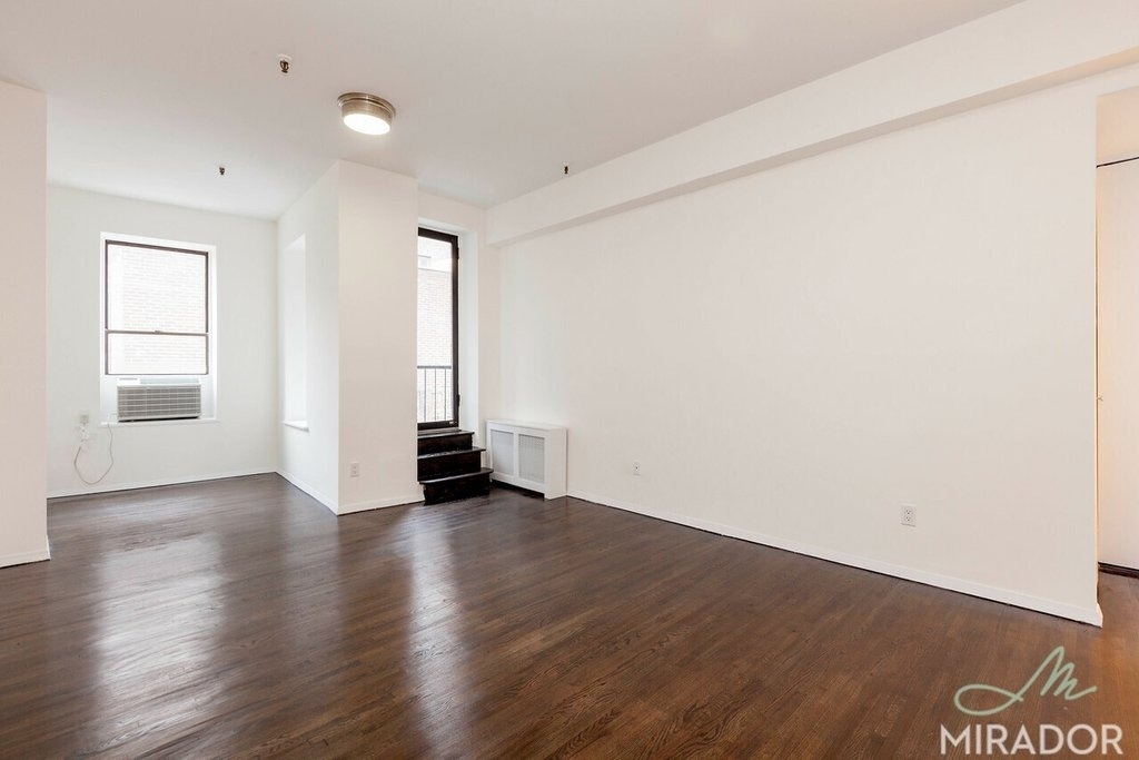 127 4th Avenue - Photo 0