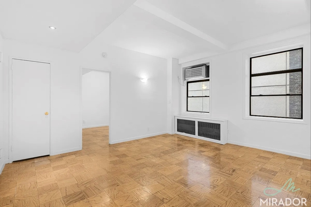 132 E 45th Street - Photo 0