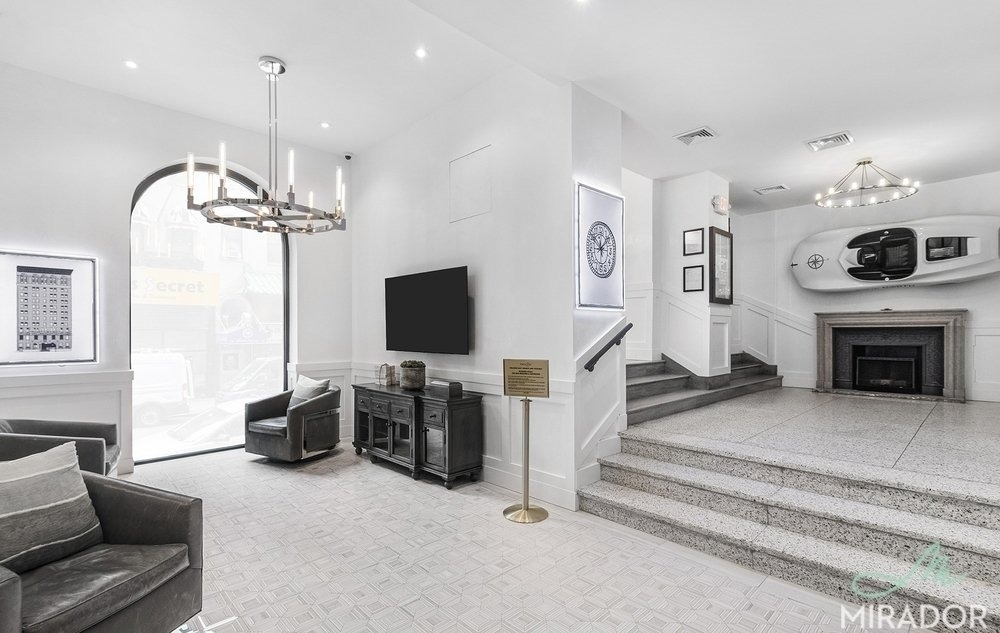 132 E 45th Street - Photo 9