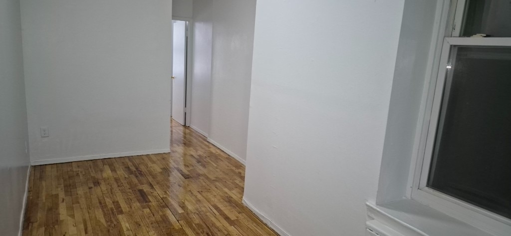 229 E 29th Street - Photo 15