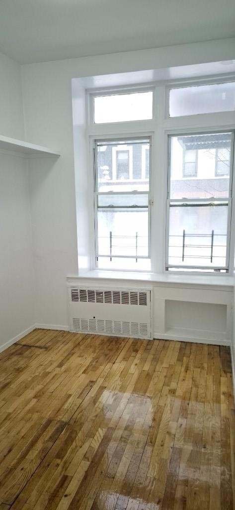 229 E 29th Street - Photo 21