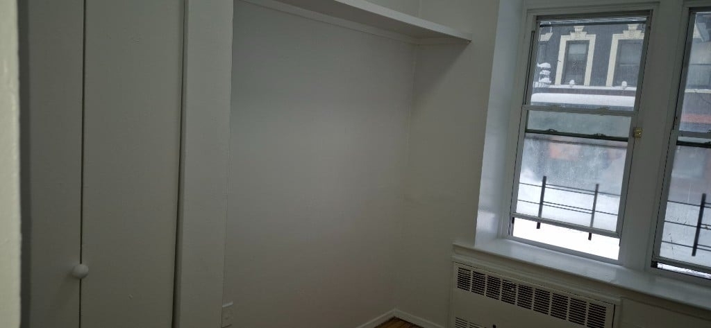 229 E 29th Street - Photo 0