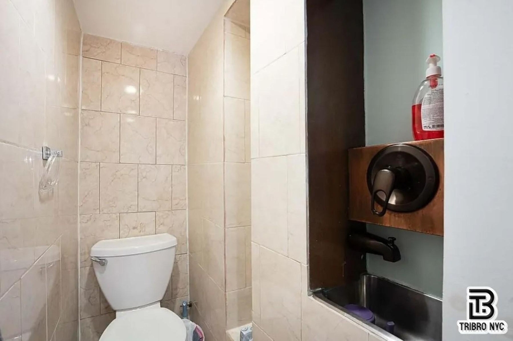 395 Smith Street - Photo 9
