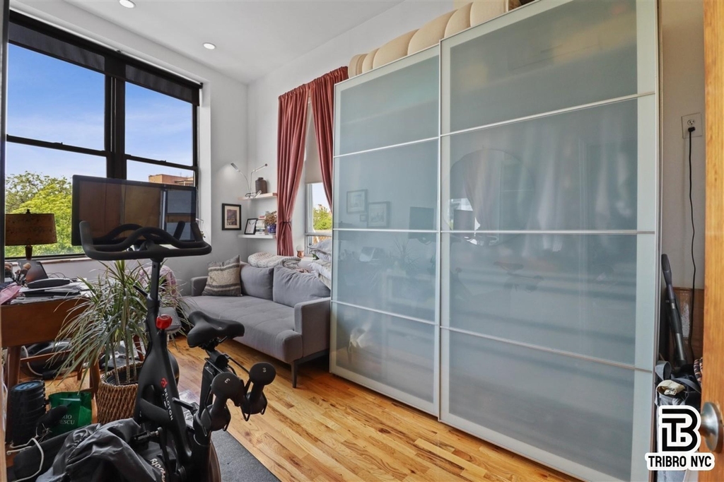 395 Smith Street - Photo 6