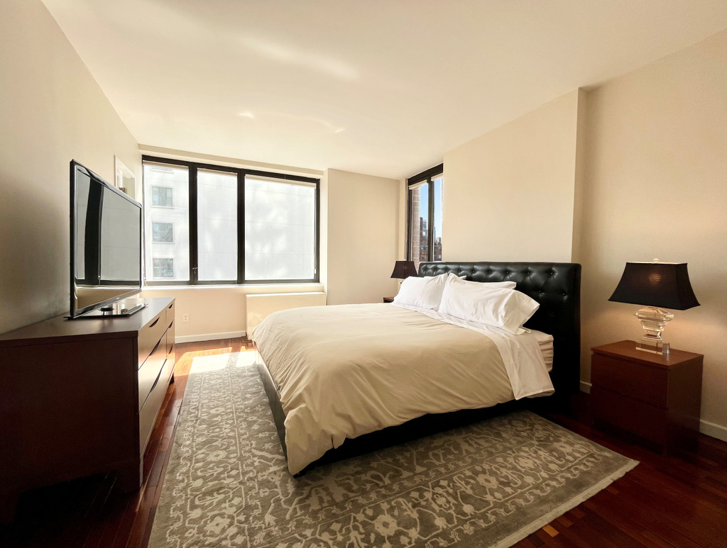 52 E End Avenue - Photo 4