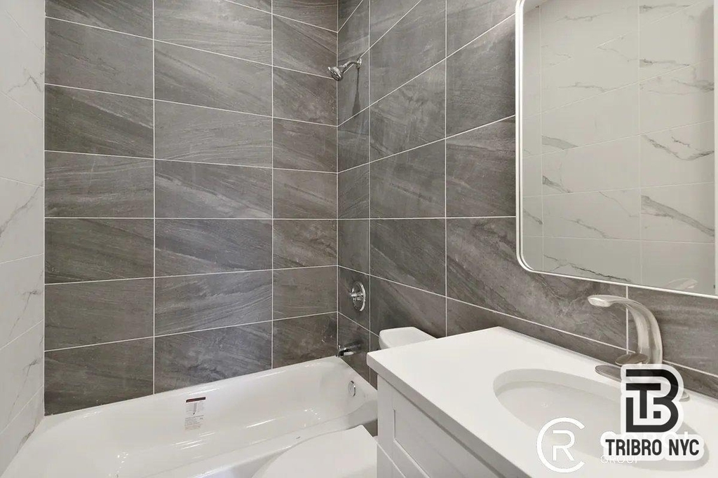 704 Mac Donough Street - Photo 4