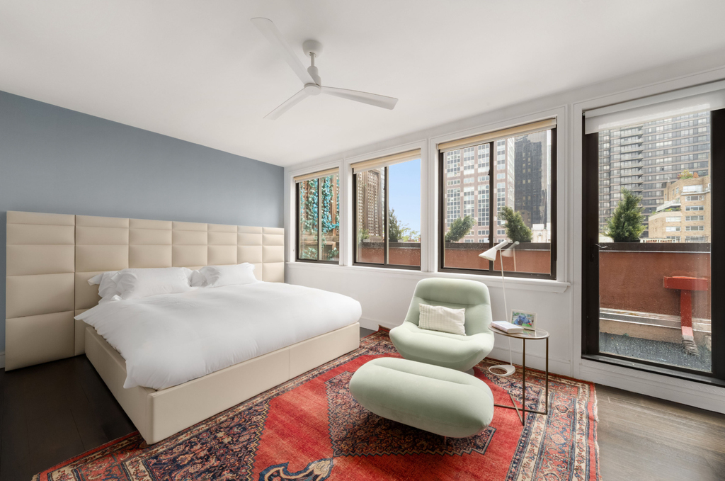 345 E 50th Street - Photo 1
