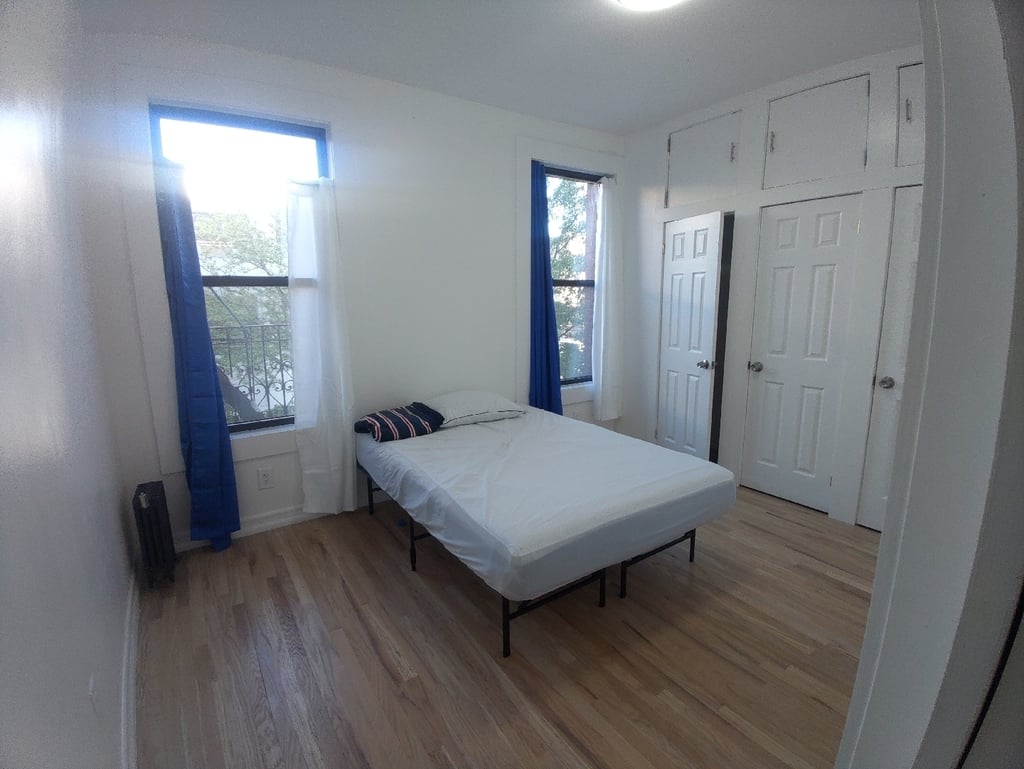 160 Wadsworth Avenue - Photo 4