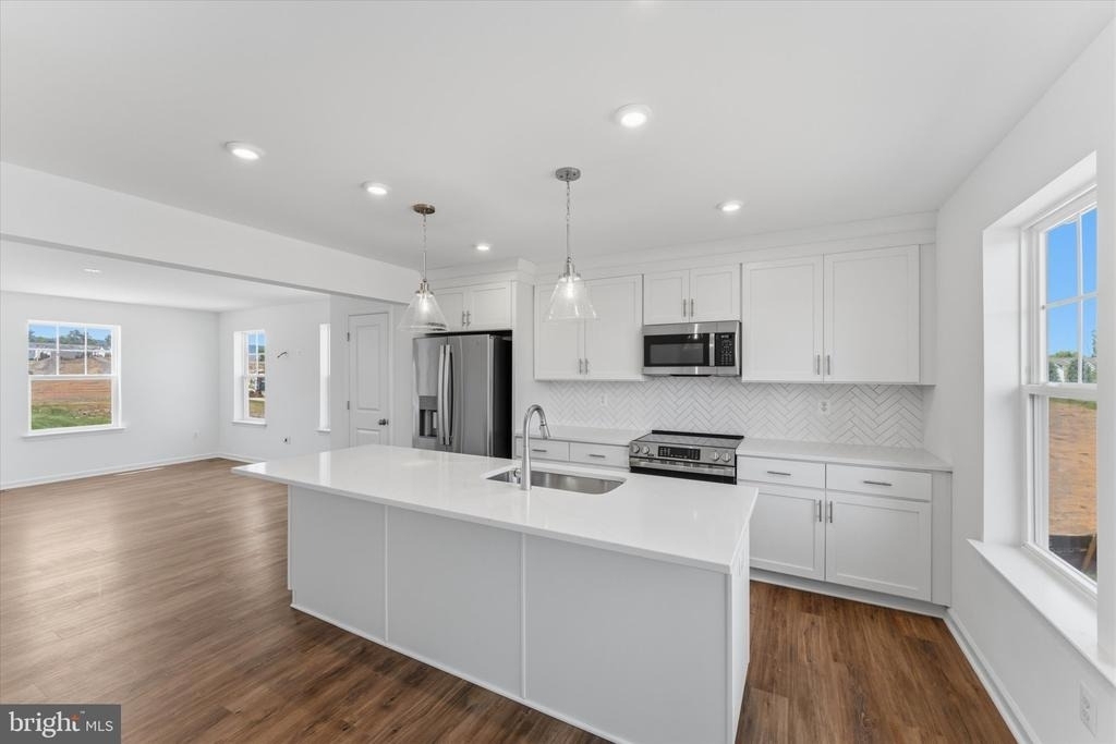 501 Fontana Circle - Photo 4