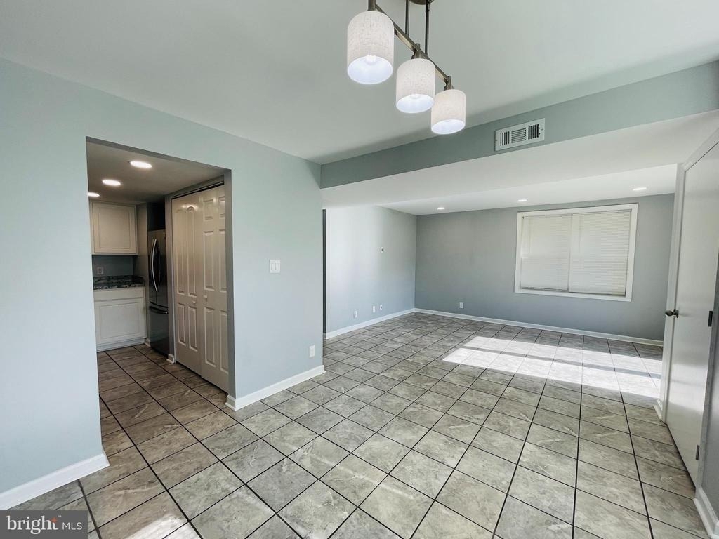 202 Chesterfield Lane - Photo 4