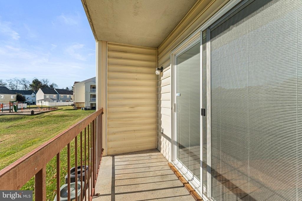 202 Chesterfield Lane - Photo 21