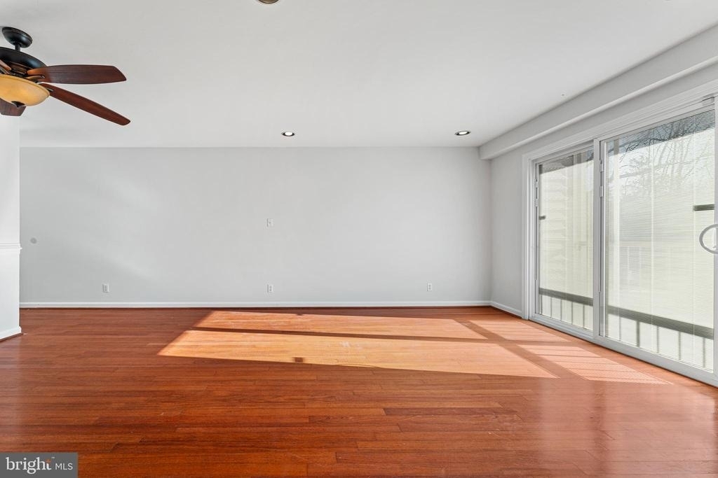 202 Chesterfield Lane - Photo 6