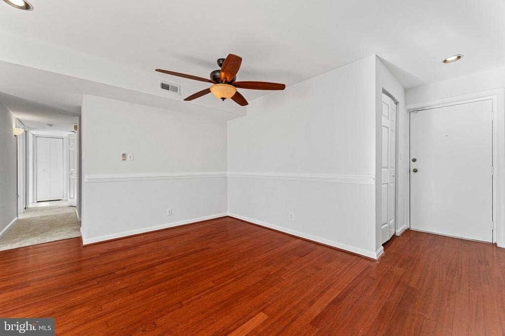 202 Chesterfield Lane - Photo 7