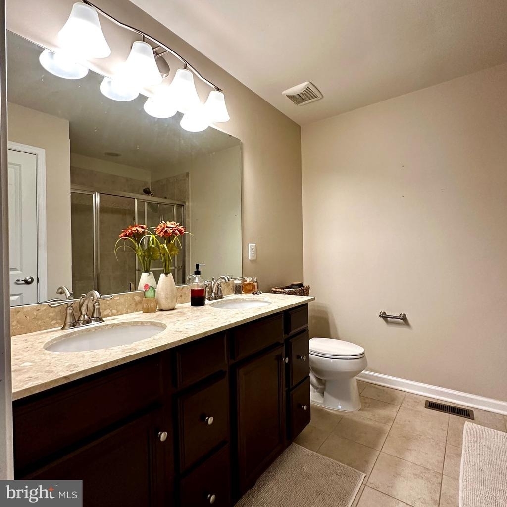 23 Taylors Hill Way - Photo 9