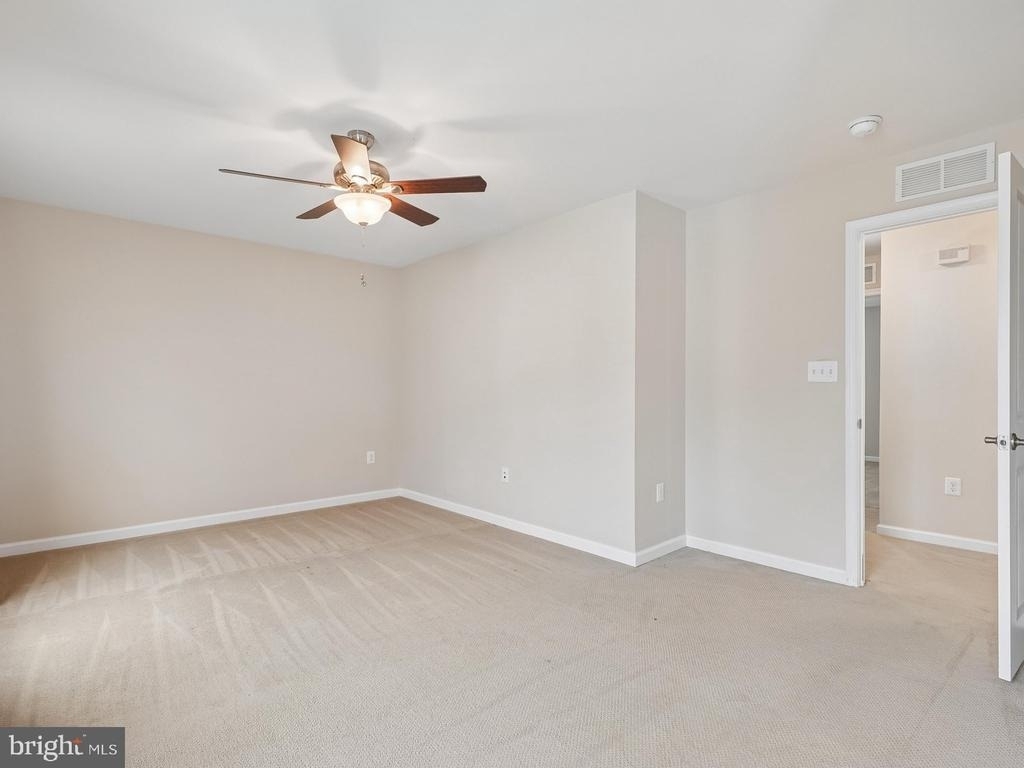 23 Taylors Hill Way - Photo 34