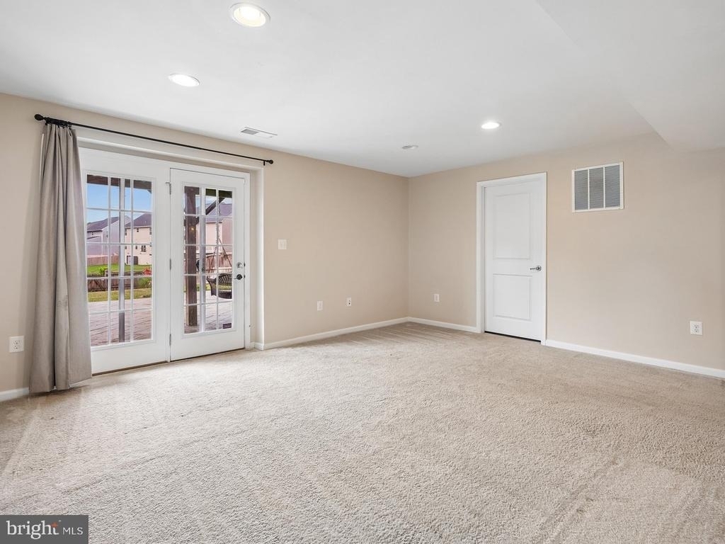 23 Taylors Hill Way - Photo 43