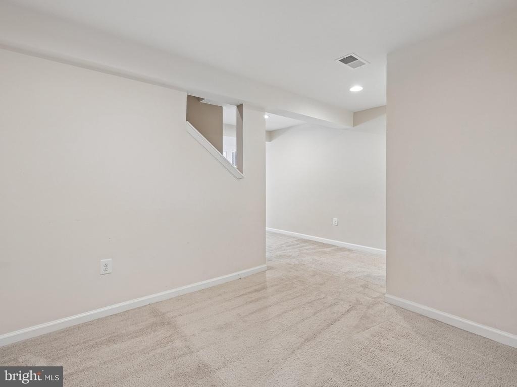 23 Taylors Hill Way - Photo 48