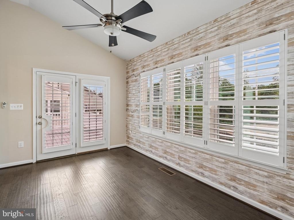 23 Taylors Hill Way - Photo 15