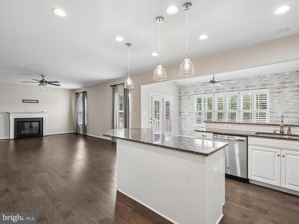 23 Taylors Hill Way - Photo 14
