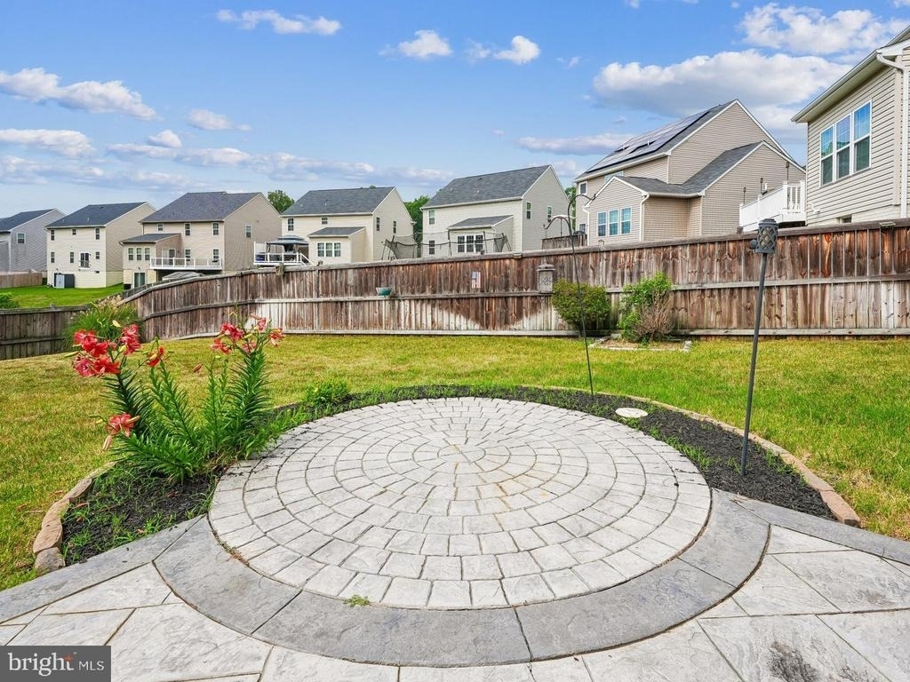 23 Taylors Hill Way - Photo 60