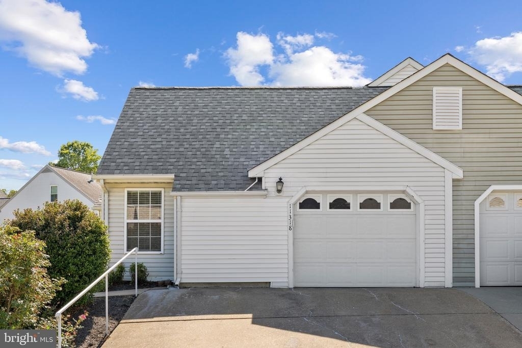 11318 Savannah Drive - Photo 2
