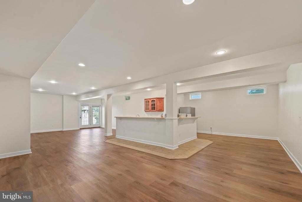 5619 Websters Way - Photo 2