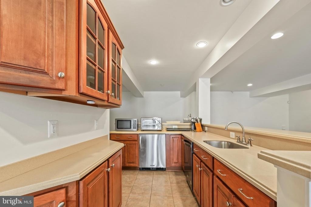 5619 Websters Way - Photo 0