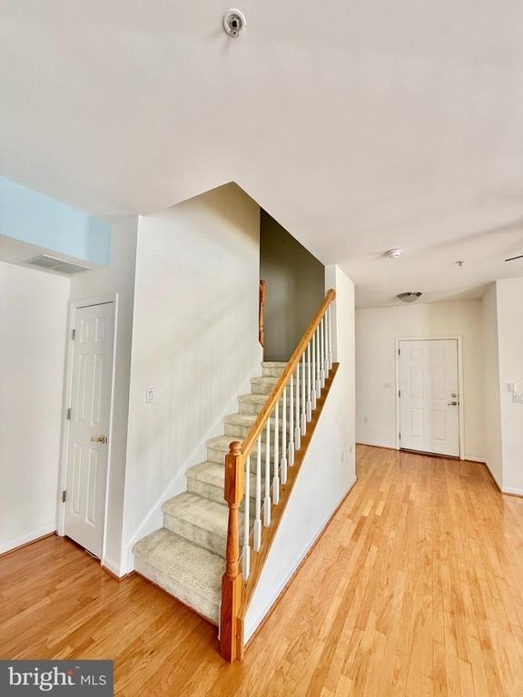 6814 Sabbarton Place - Photo 7