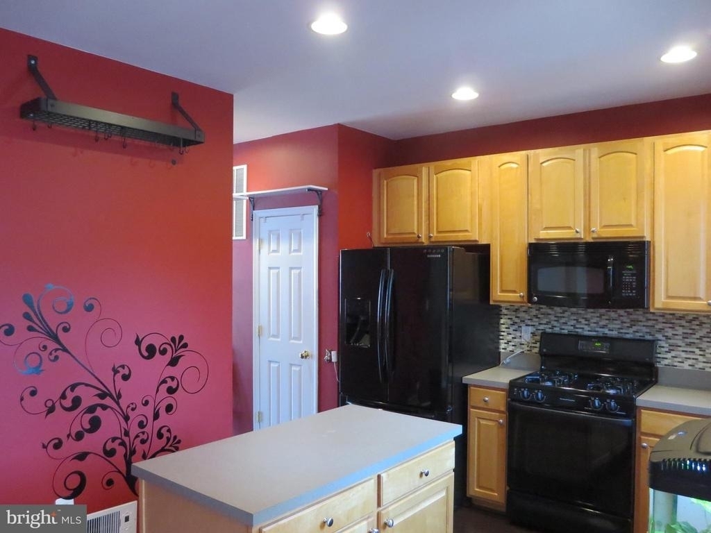 1503 Shields Terrace Ne - Photo 10