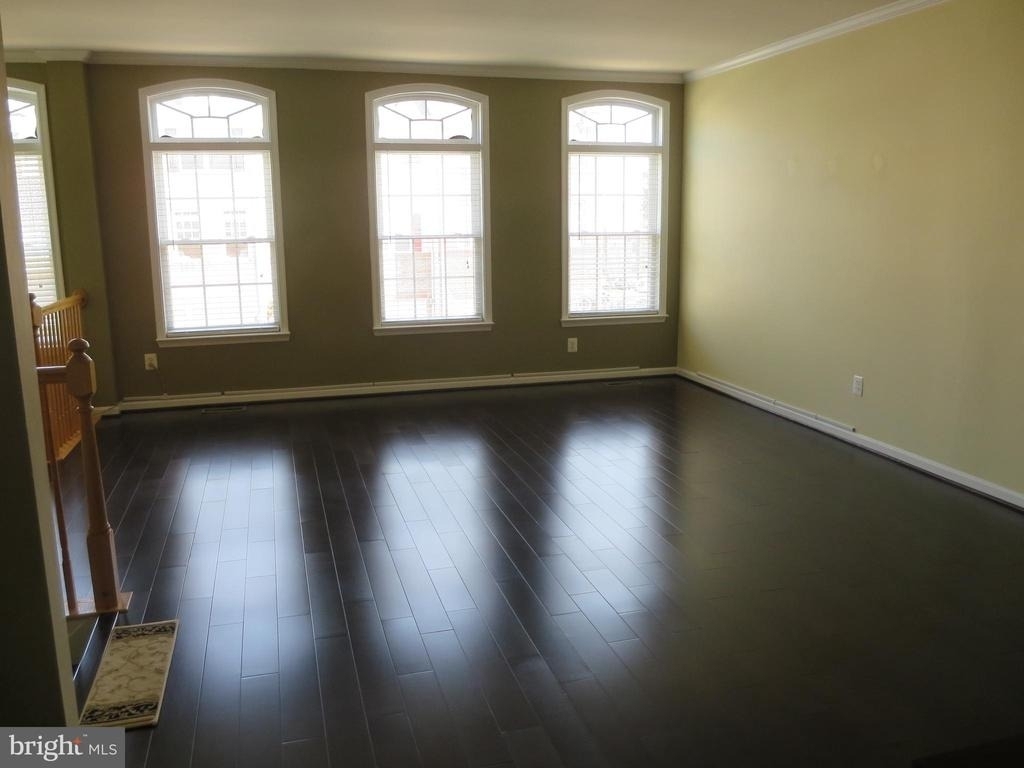 1503 Shields Terrace Ne - Photo 3