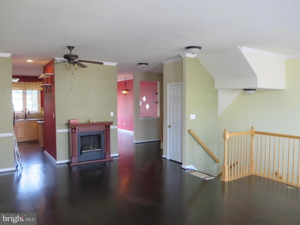 1503 Shields Terrace Ne - Photo 5