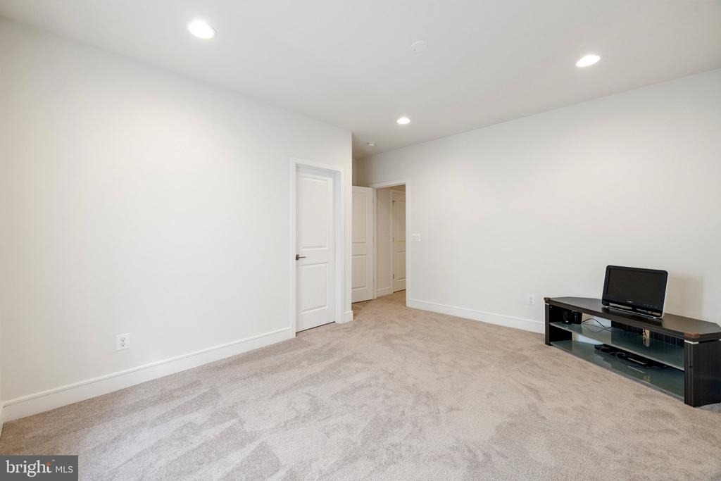 23747 Alton Ridge Place - Photo 35