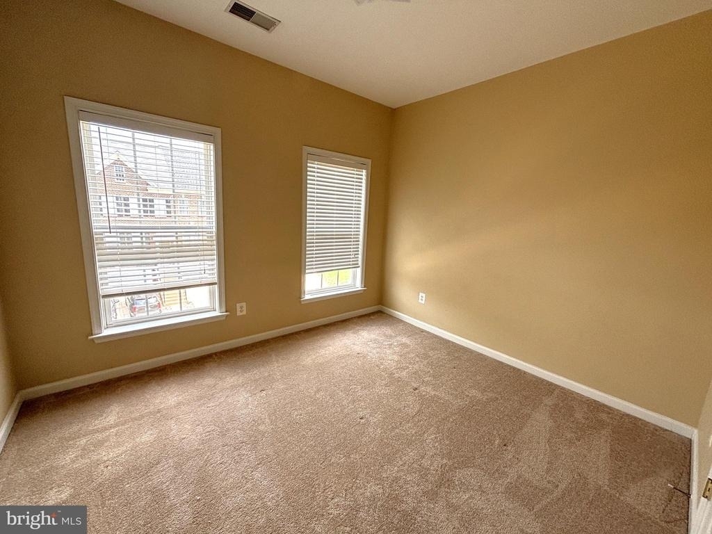 1117 Keokuk Terrace Ne - Photo 22