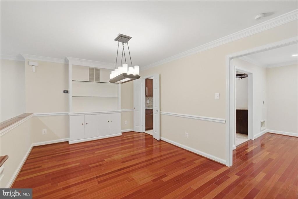 1433 Mclean Mews Court - Photo 10