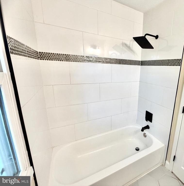 6106 N Kings Highway - Photo 15