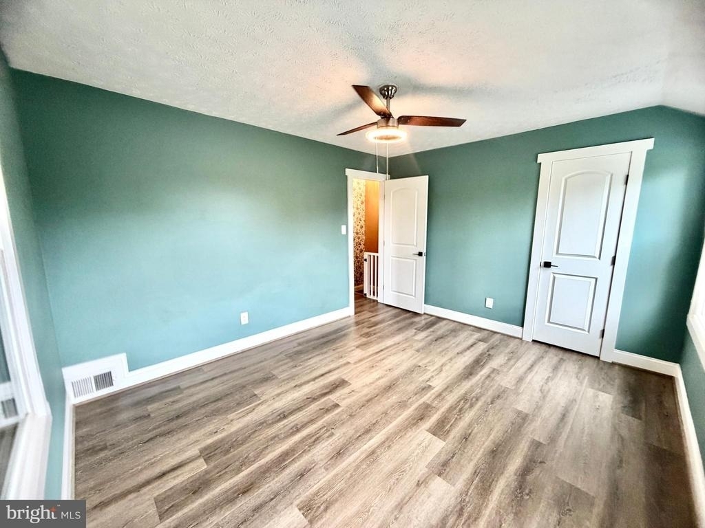 6106 N Kings Highway - Photo 12