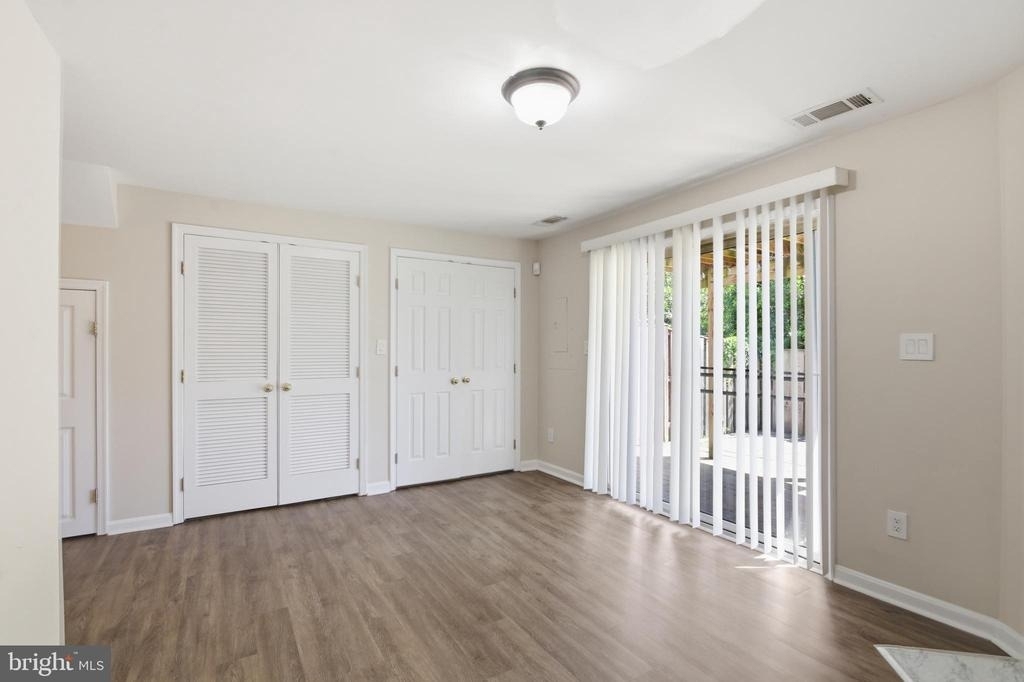 5504 Sacramento Mews Place - Photo 2