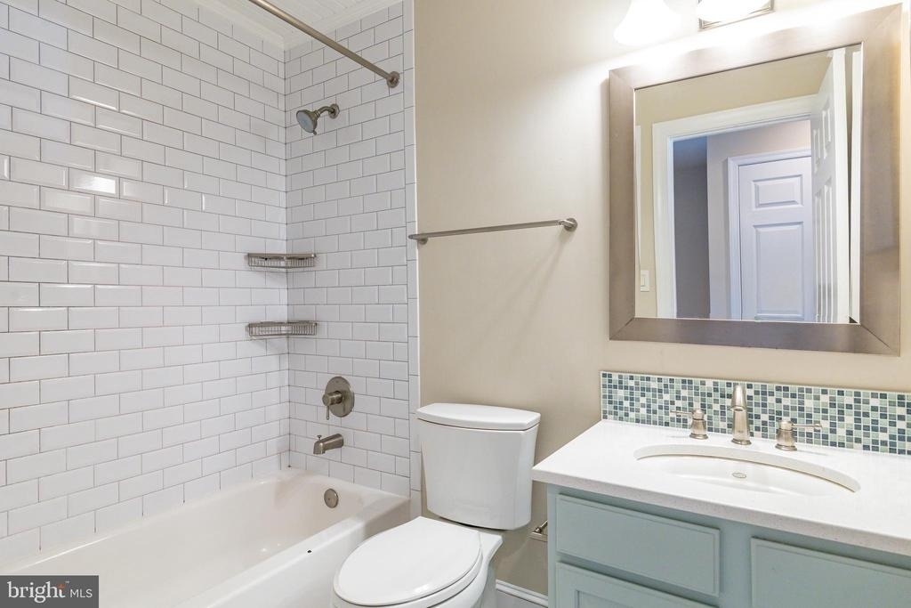 5504 Sacramento Mews Place - Photo 21