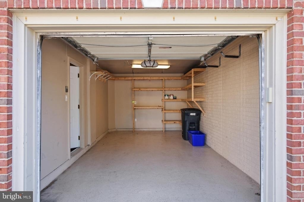 5504 Sacramento Mews Place - Photo 33