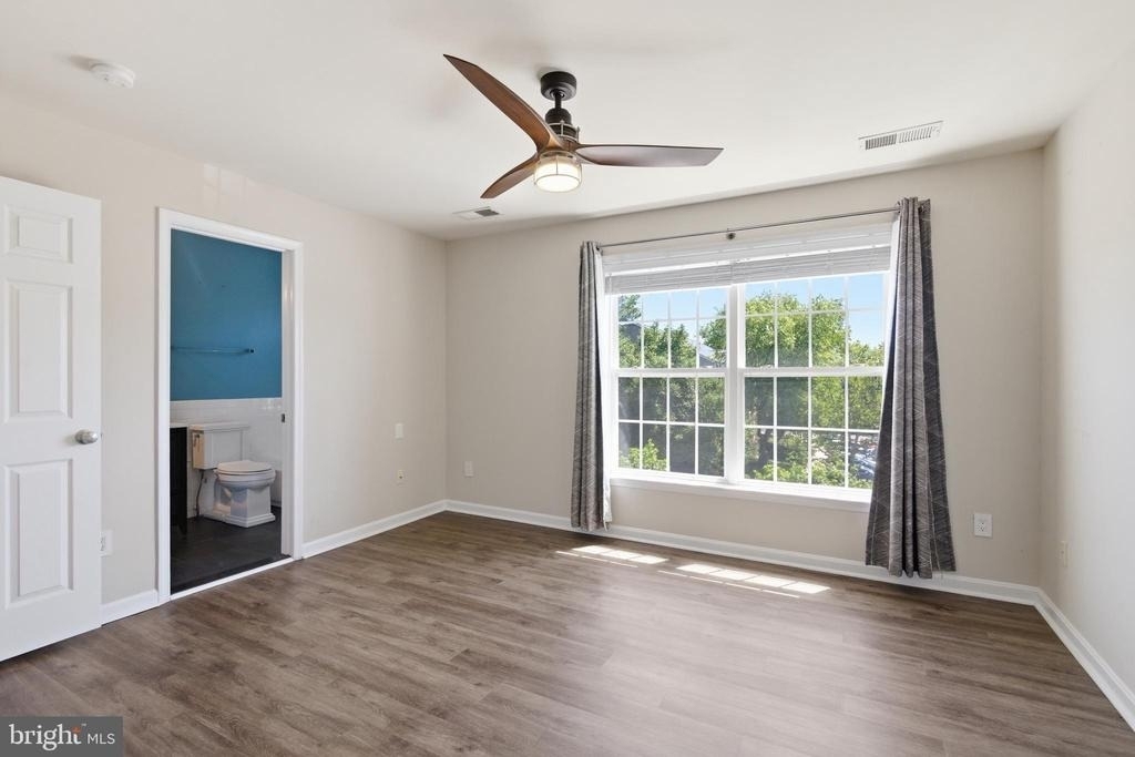 5504 Sacramento Mews Place - Photo 24
