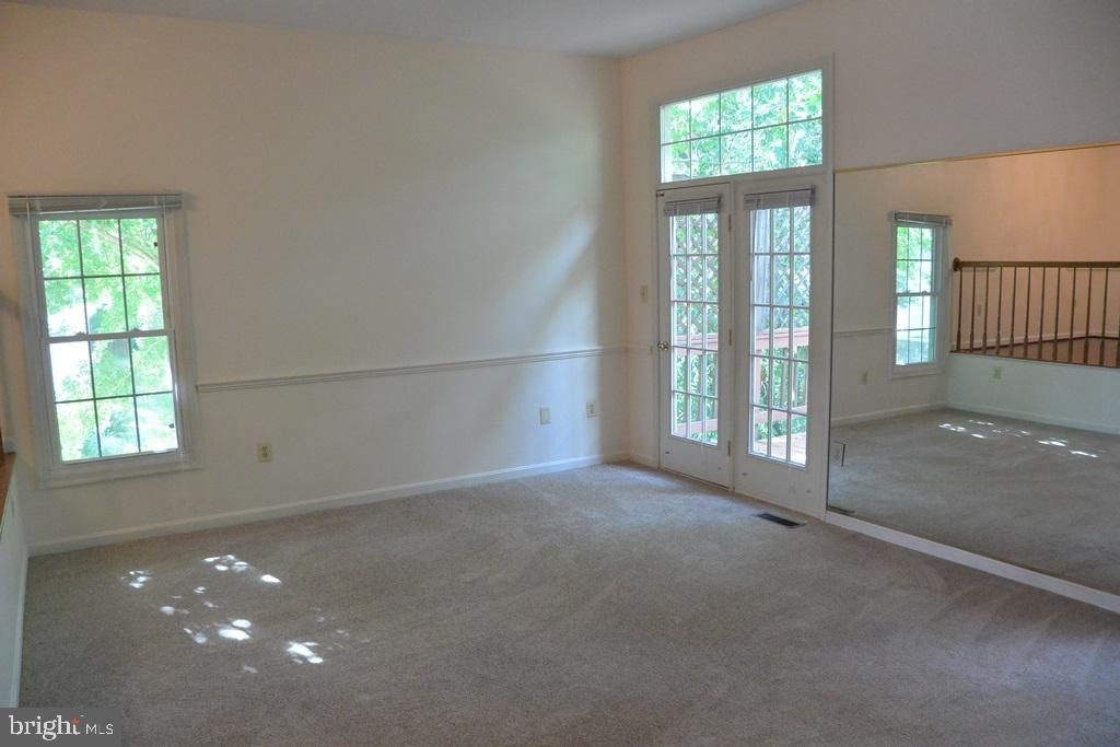 7034 Darby Towne Court - Photo 12