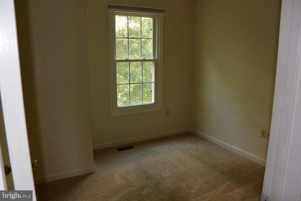 7034 Darby Towne Court - Photo 23