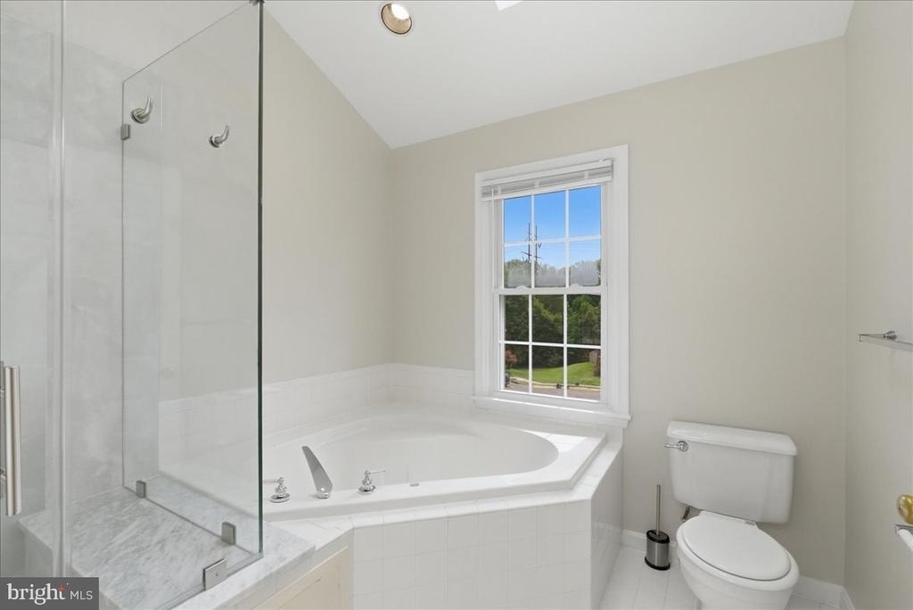 13937 Middle Creek Place - Photo 18
