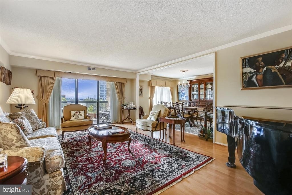 8360 Greensboro Drive - Photo 4
